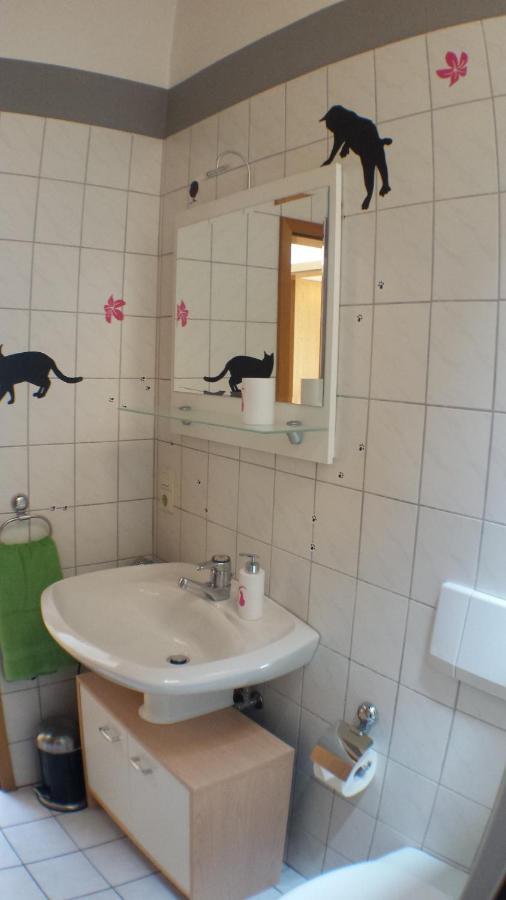 Ferienwohnung Katzenberger 베베르겐 객실 사진